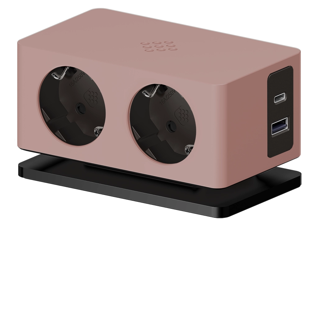 versaq-2-prese-schuko-rosa-base-nera-usb-tipo-a-usb-tipo-c.webp