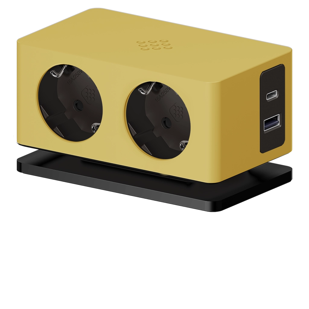 versaq-2-prese-schuko-giallo-base-nera-usb-tipo-a-usb-tipo-c.webp