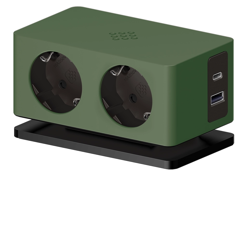 versaq-2-prese-schuko-verde-base-nera-usb-tipo-a-usb-tipo-c.webp