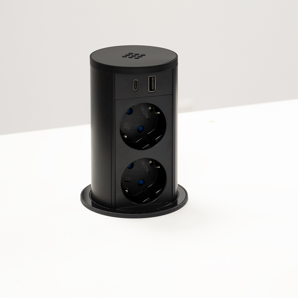 versalift-tondo-2-prese-schuko-usb-tipo-a-usb-tipo-c-wireless-charger-corpo-nero-finitura-nero-metacrilato.jpg