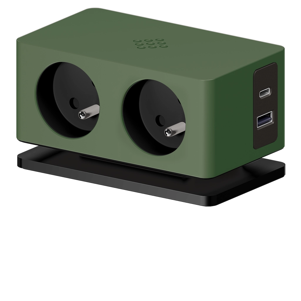 versaq-2-prese-francia-verde-base-nera-usb-tipo-a-usb-tipo-c.webp